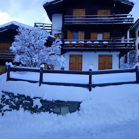 Cervinia-Valt Sport & Relax House Apartment วัลตูร์นอนช์ ภายนอก รูปภาพ